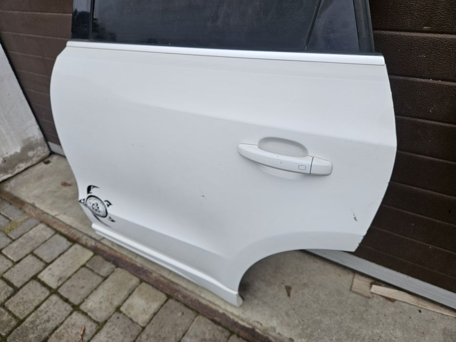 Двері задні ліві Audi Q5 8R 2008-2015р.