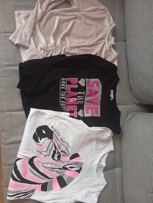 Zestaw 3 przepięknych bluzeczek 146 w stanie idealnym