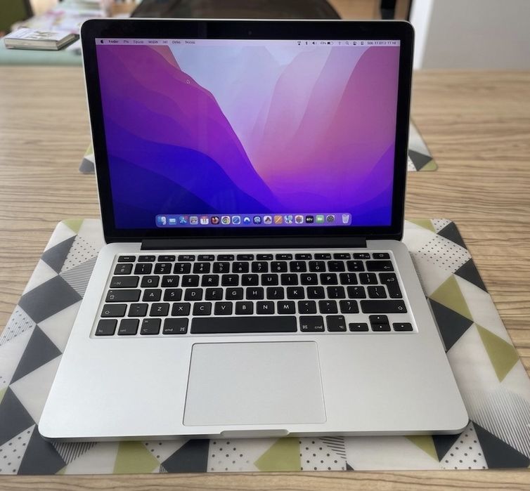 MacBook Pro 13" Retina