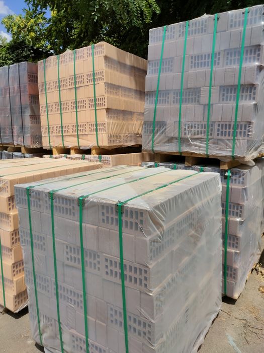 Кирпич керамический, облицовочный, клинкерный, общестроительный.