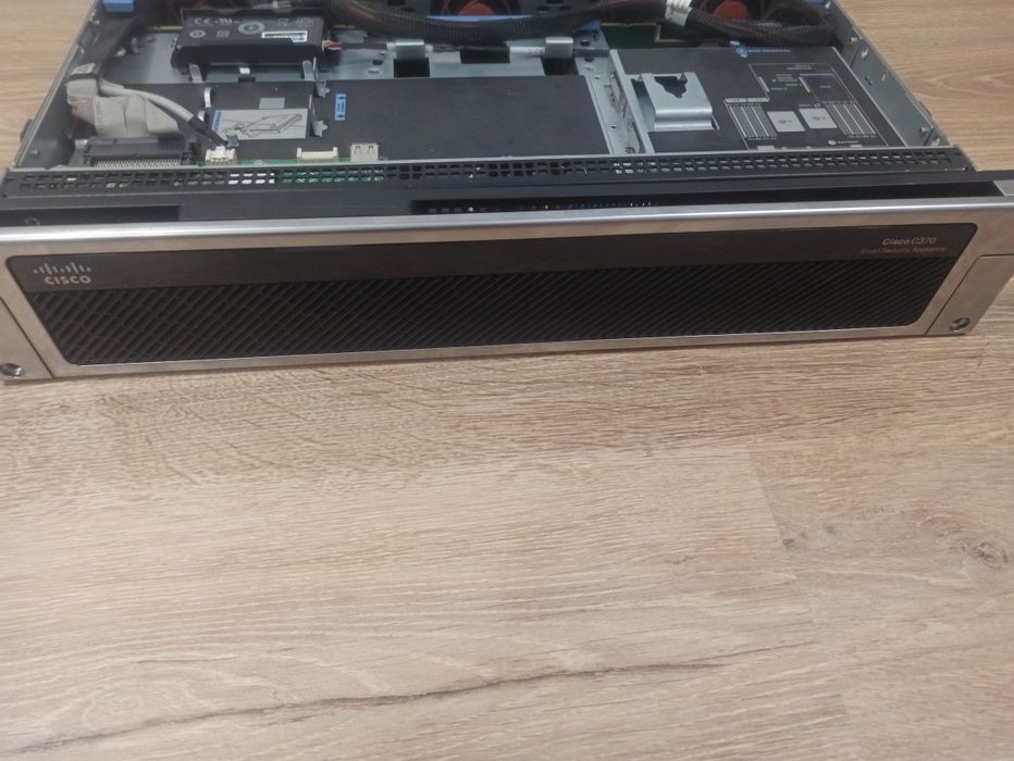 Dell PowerEdge R710 | 2× Xeon X5690 | iDRAC Enterprise | 2×870W | Rack 2U