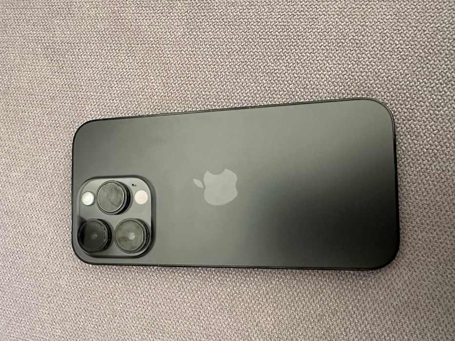 Iphone 14 pro czarny bardzo ladny