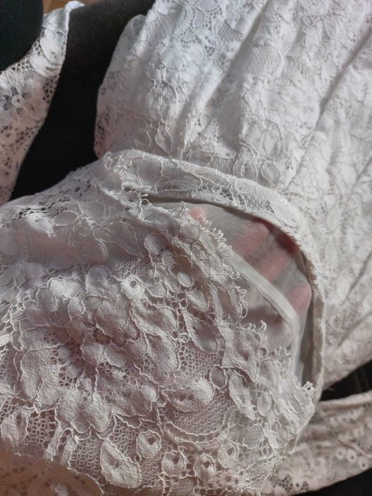 Suknia ślubna S/M- prosta, koronkowa, delikatna