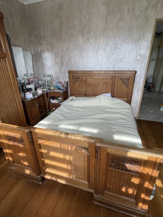 Zestaw mebli do sypilani antyk