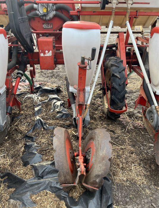 Semeador gaspardo de 4 linhas