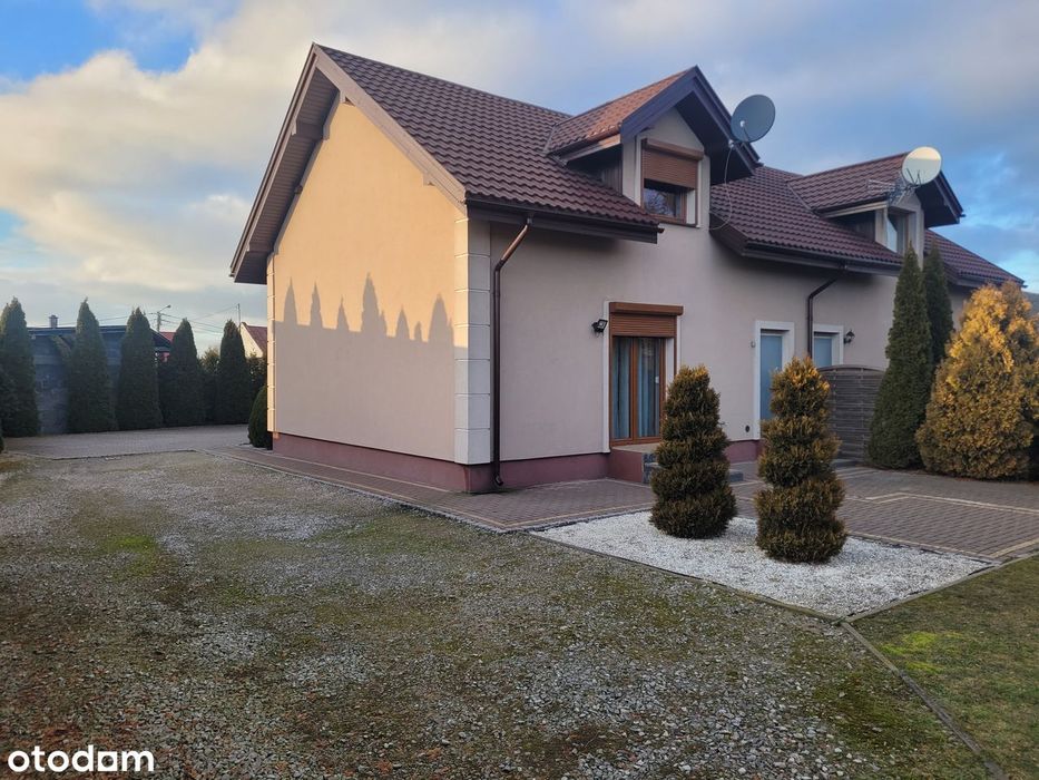 Dom bliźniak Świba