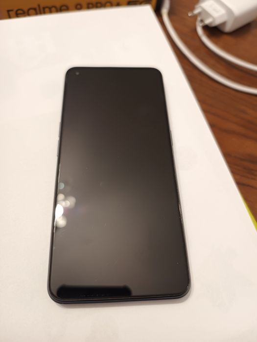 Realme 9 pro+ 6/128Gb jak nowy