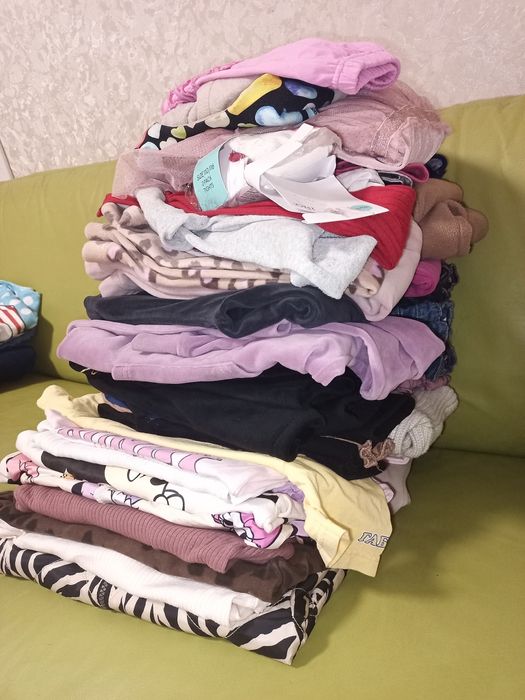 Лот речей 110-116 на дівчинку (50 позицій )