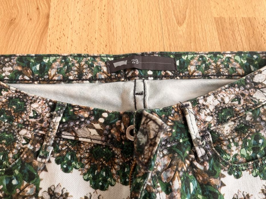 Spodnie levi’s slim rozm29