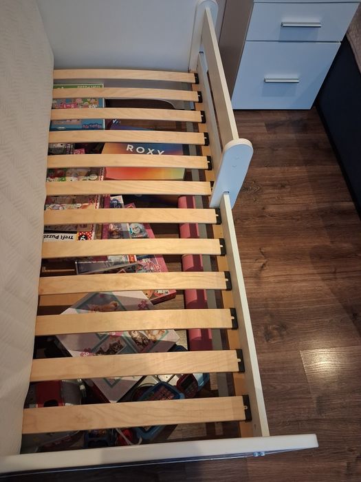 Łóżeczko dla dziecka 140 x 70 materac