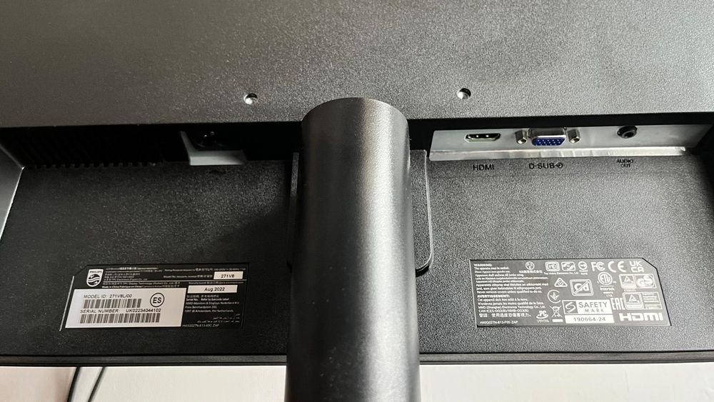 Monitor/ecrã Phillips 24 polegadas + cabo  HDMI