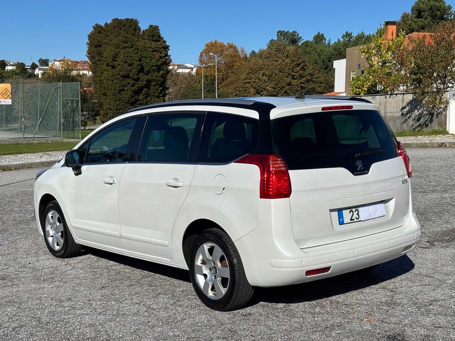 Peugeot 5008 Allure 1.6 full Extras 7 lug Nacional 65700km