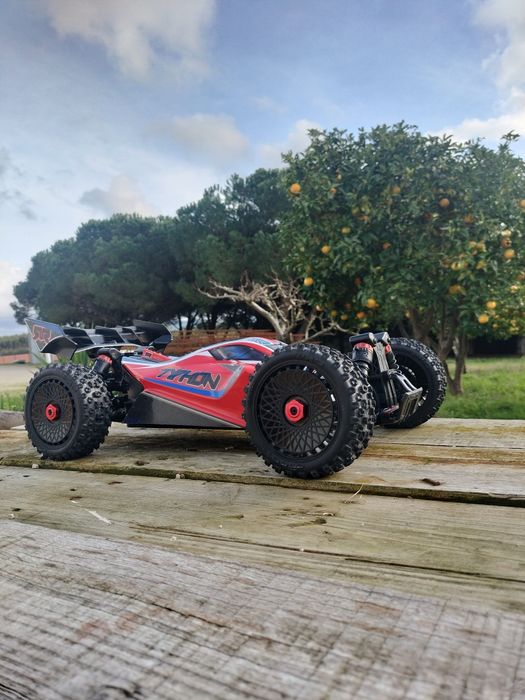 Carro rc Typhon arrma
