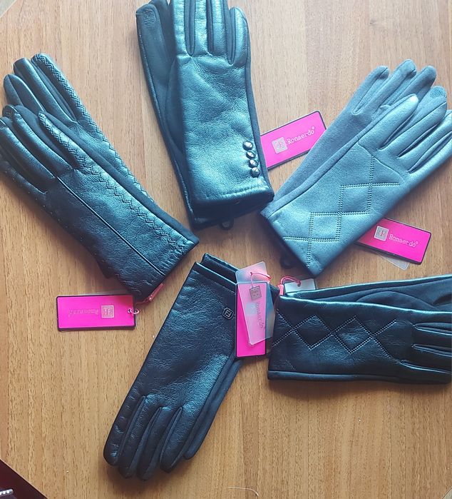 Чудові шкіряні перчатки.