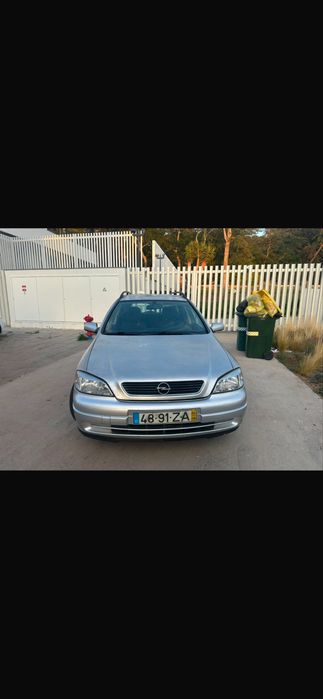 Opel Astra — fotografia 2