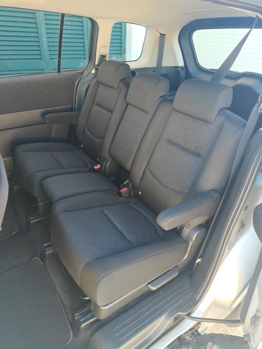 Mazda 5 com 7 lugares