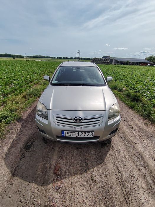 Toyota Avensis Toyota Avensis II 2.0 2008r.