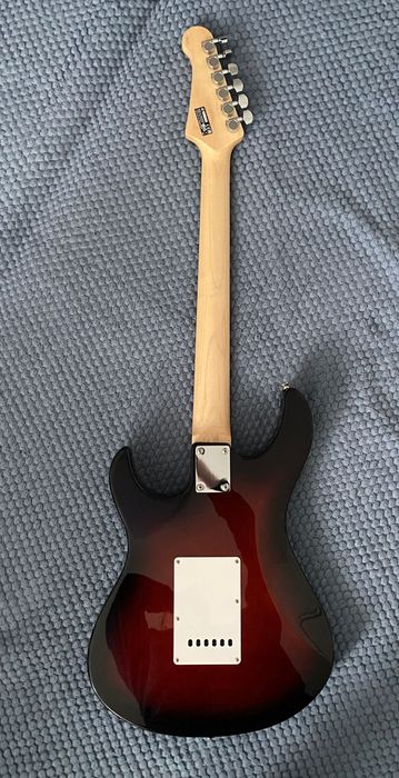 YAMAHA Pacifica 112j OVS та комбік mooer hornet 15w