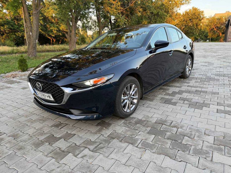 авто Mazda 3 2020  седан USA ціла