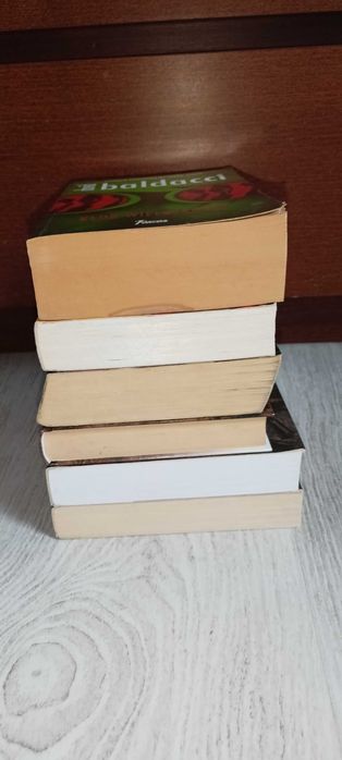 6x Baldacci Kolekcjonerzy tajemnic Klub wielbłądów Oddział 666 Divine