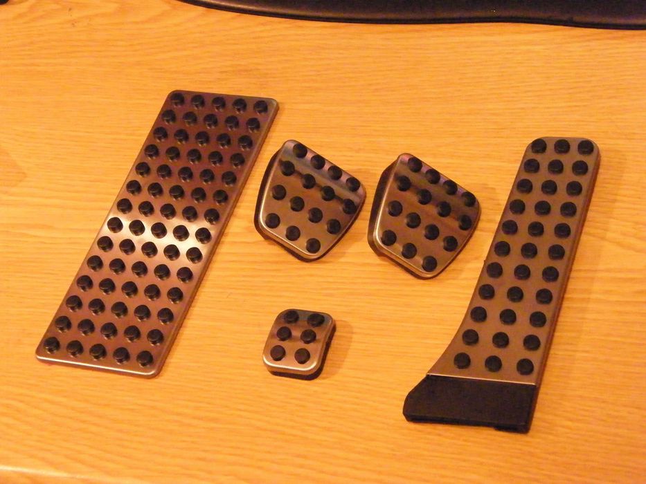 CAPAS PEDAIS Bmw | Mercedes | Audi | Porsche | VW | Seat | Skoda