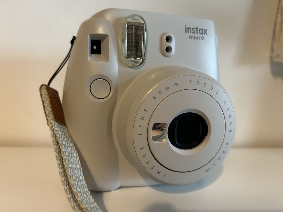 Instax Mini 9 (usada)