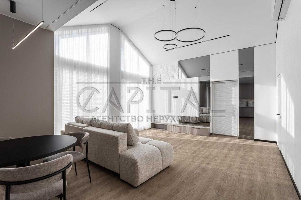 Продаж будинку в закритому КМ в селі Крюківщина Автономний з ремонтом