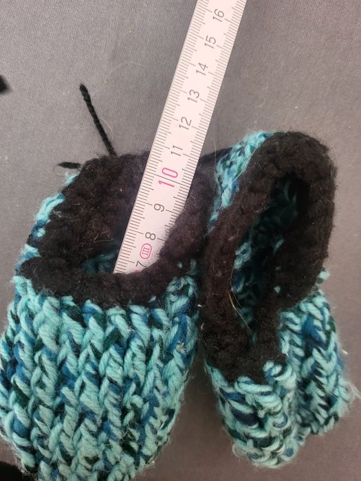 Buciki wełniane długość 10cm cena 4zlote