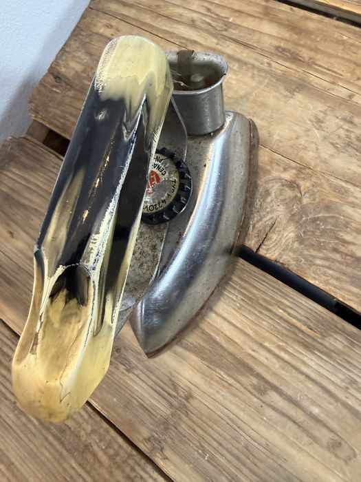 Żelazko turystyczne retro