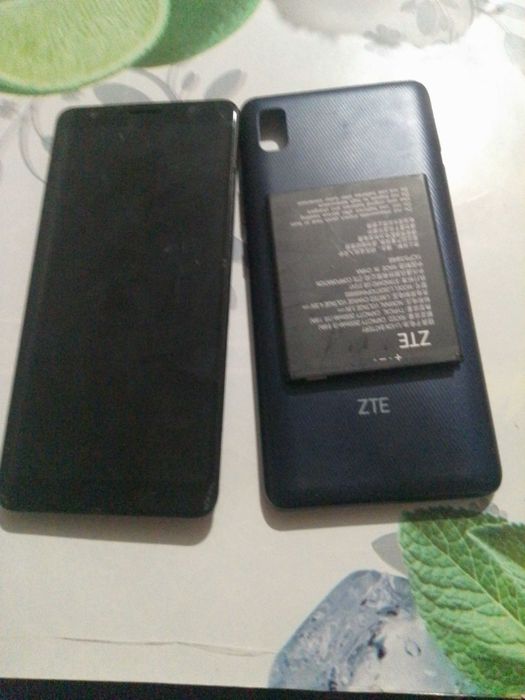 Продам телефон хорошом состояние ну надо прошивать ZTE Blade L210
