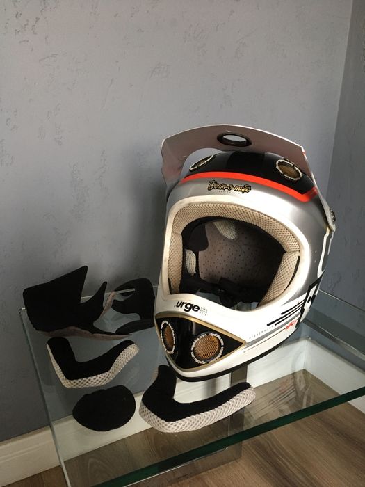 Urge Bike Down-o-matic kask dirt downhill