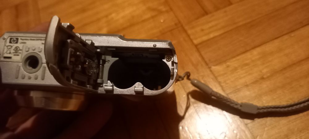 Câmara Digital HP Photosmart M637 – 7.2MP – Estilo Vintage Digicam