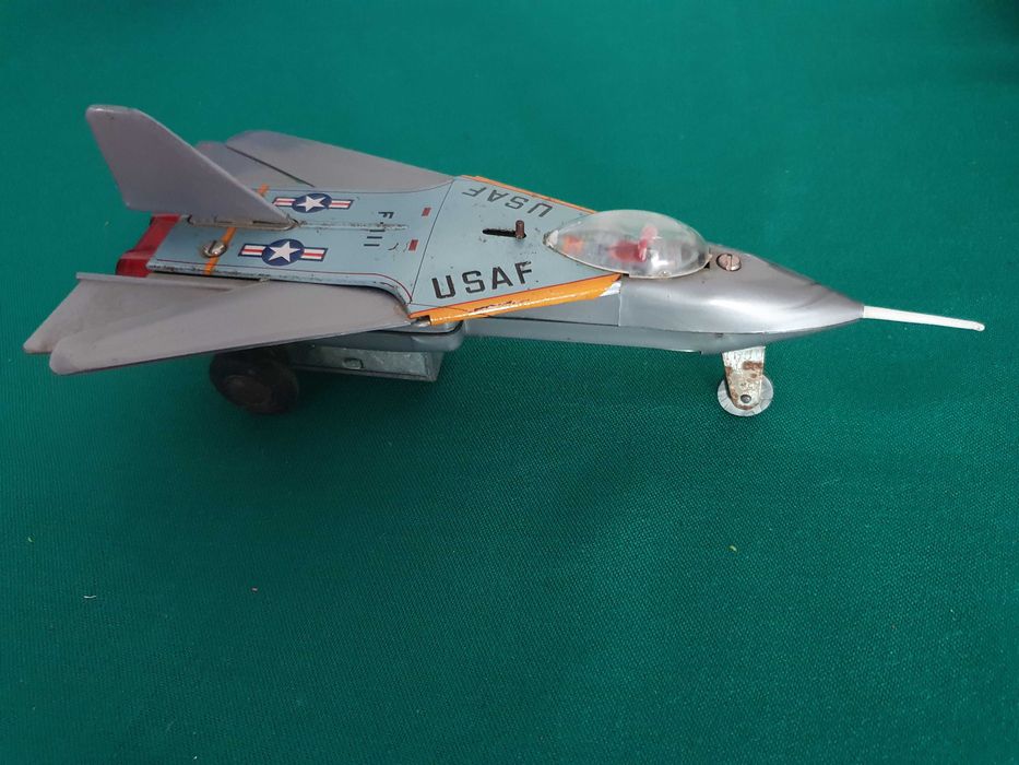 Avião Caça - USAF F-111 - Jet Fighter - Anos 50/60 - Japão