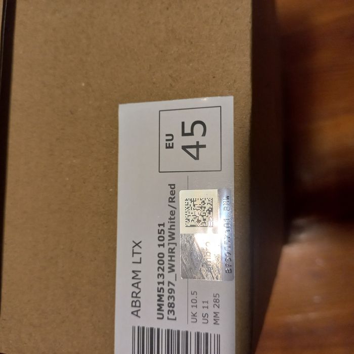 Buty umbro 45 nowe