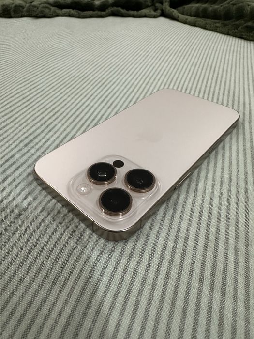 Iphone 16 pro como novo com garantia