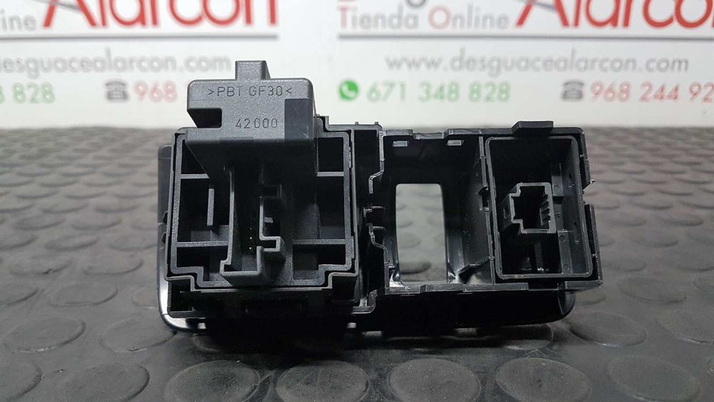 CONTROLE DE AJUSTE DE LUZES RENAULT MEGANE III BERLINA 5 P BOSE EDITION