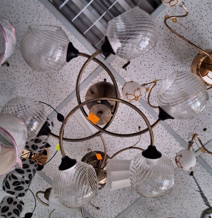 Великий розпродаж люстр!