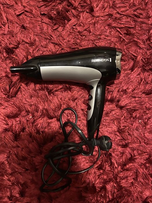 Фен Babyliss. Remington D 5010