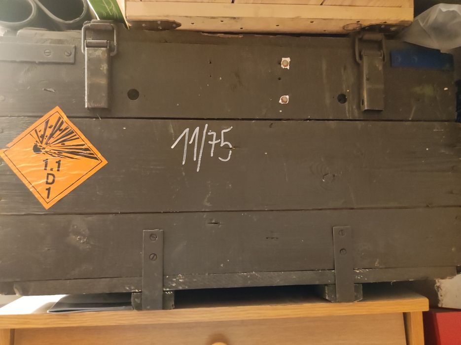 Skrzynie wojskowe w idealnym stanie