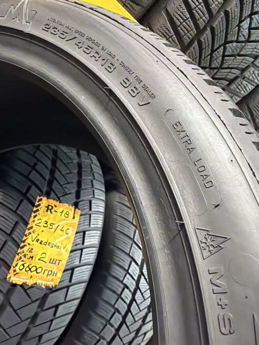 235/45 R18 Dunlop 4шт