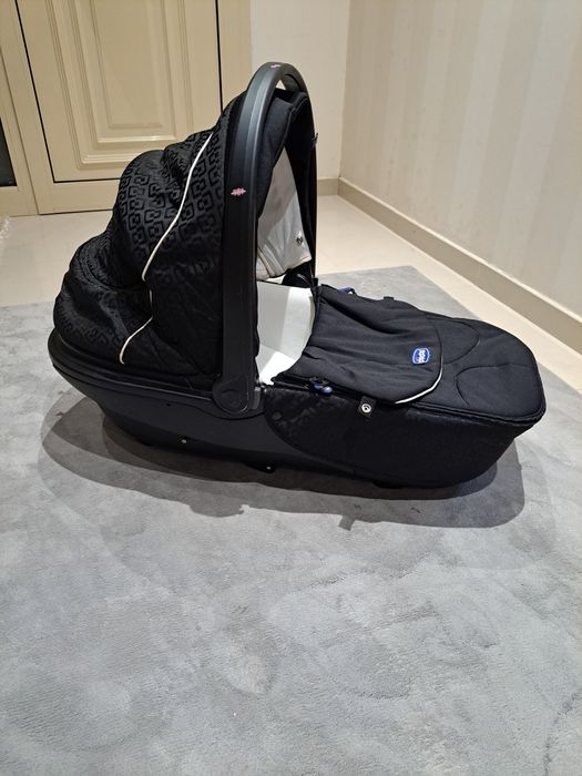 Alcofa de bebé da chico