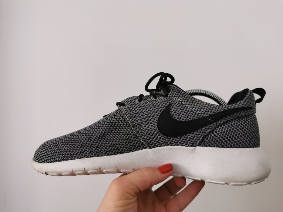 Nike Roshe Run adidasy sportowe damskie 39/25 cm