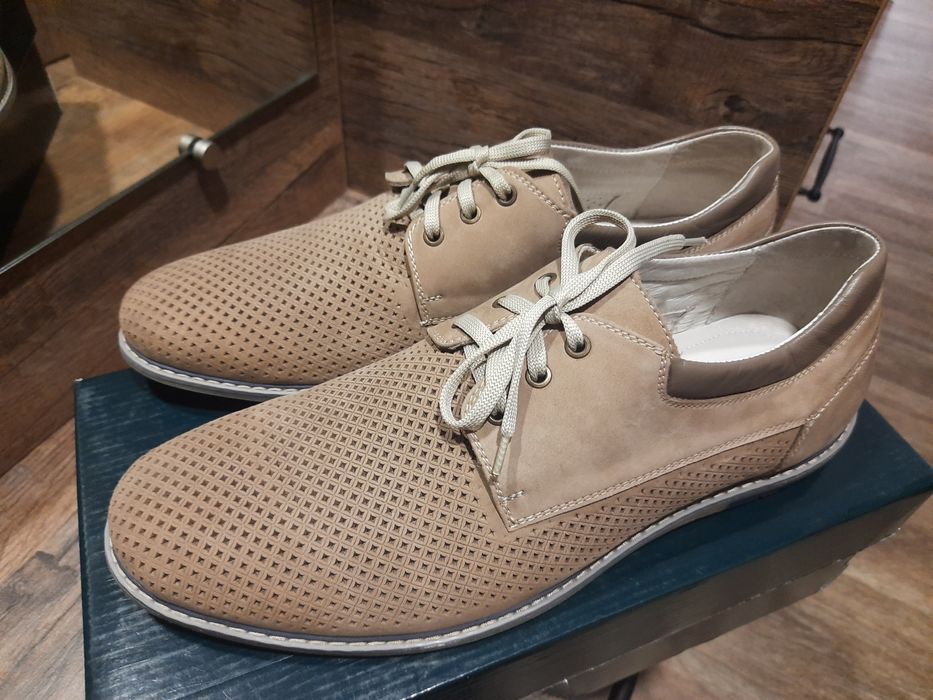 Туфлі, мокасини Braska