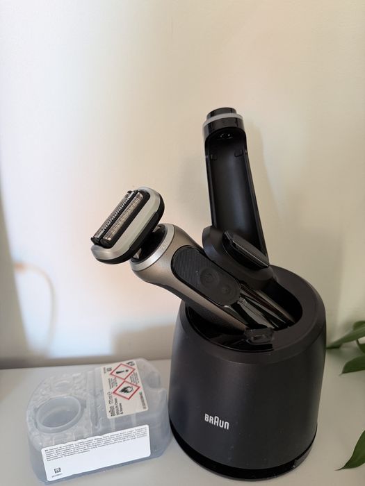 Braun Series 7 72-C7200CC + stacja SmartCare 4w1 – jak nowa