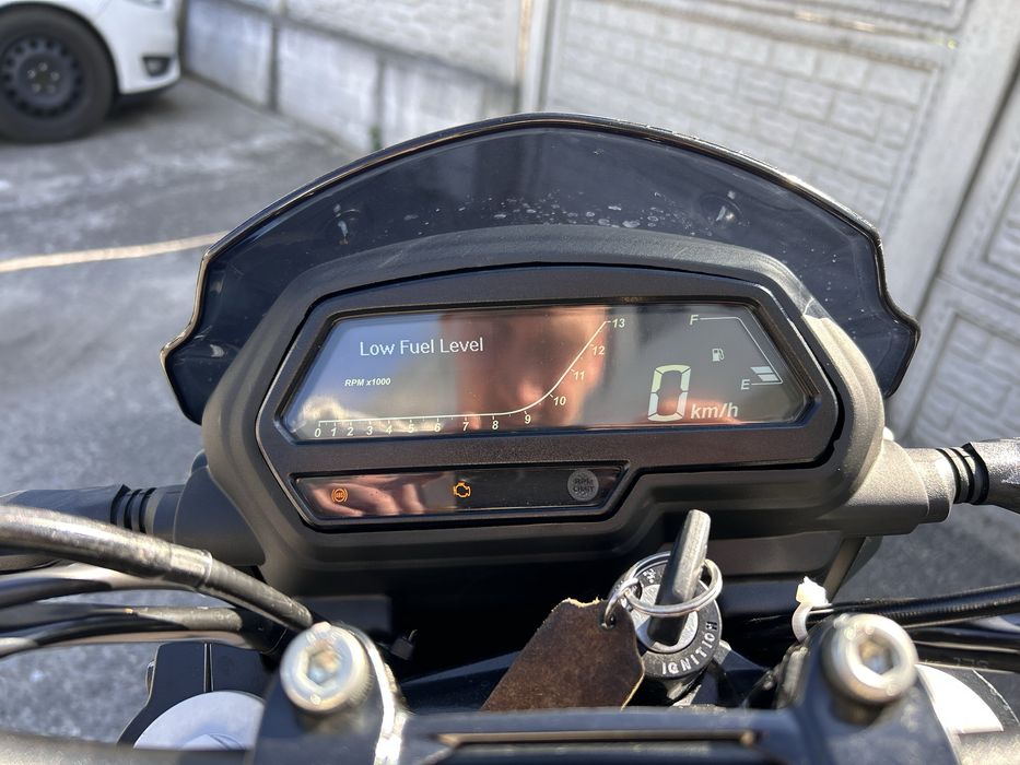 Bajaj Dominar 400 2021 рік