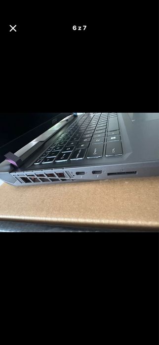 Msi Vector 16 HX AI A2XWHG rtx 5070ti i9 prezent swiąteczny gwarancja