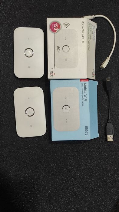 Роутер Huawei E5573Cs-320