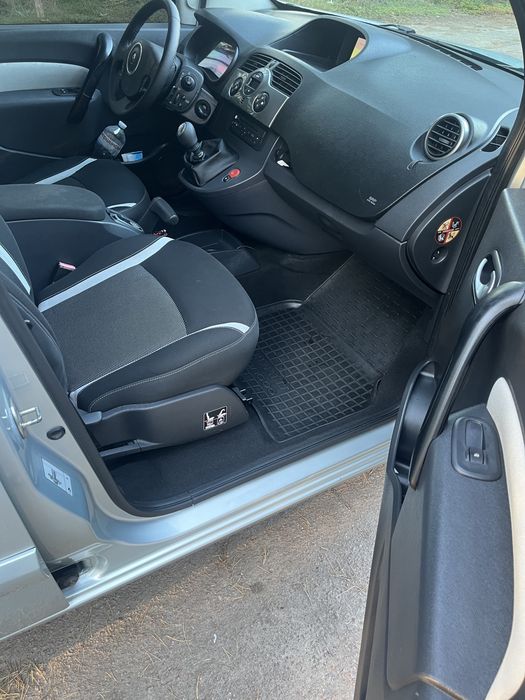 Renault Kangoo pas