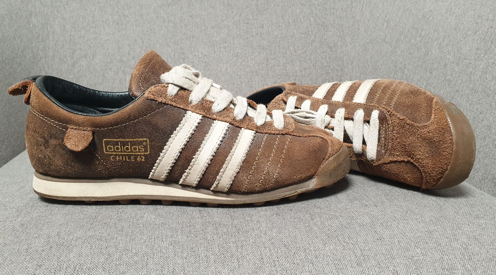 Adidas chile 62 trainers size 9 sales