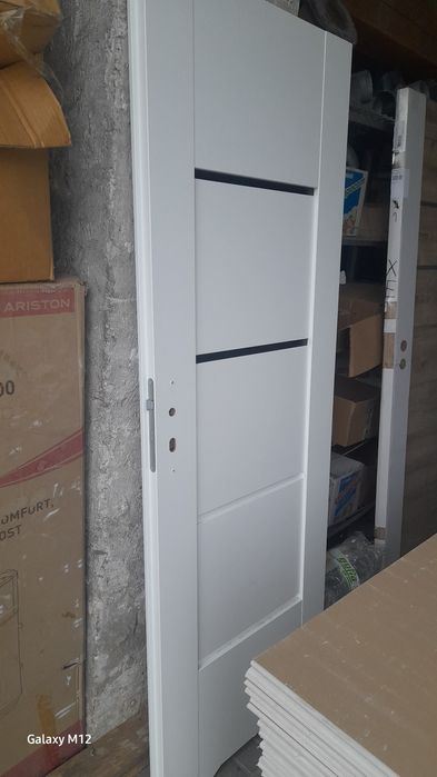 Drzwi łazienkowe  80 lewe.